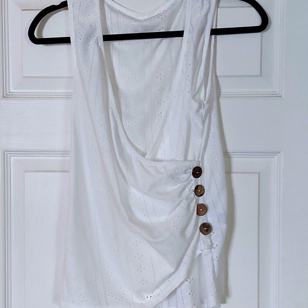 White lace tank top